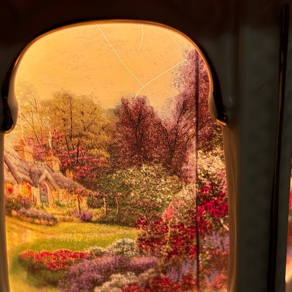 2005 Thomas Kinkade Ceramic Gazebo Music Box Night Light-WORKS! Beautiful! - Picture 4 of 10